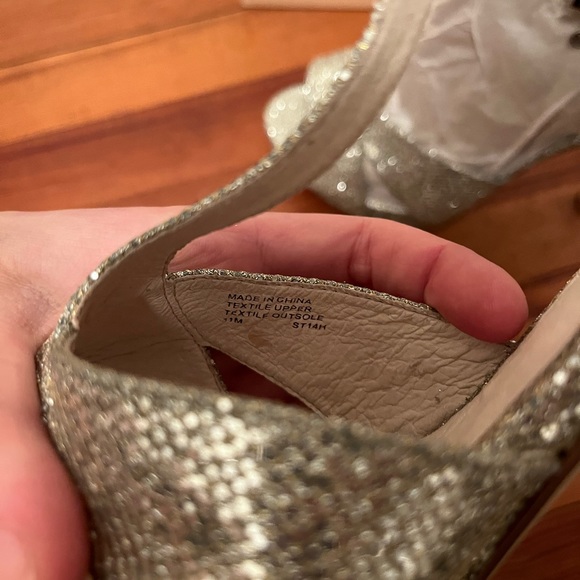 NWT, size 11, Michael Kors Silver Strappy Peep Toe Heels, Available - Picture 11 of 16